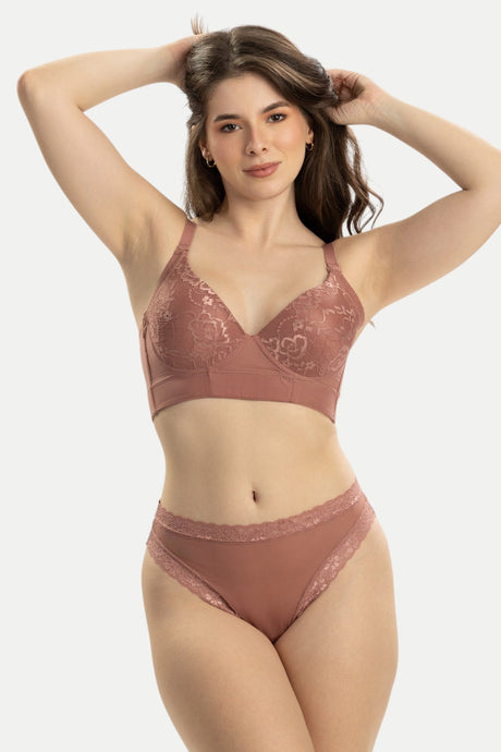 Conjunto brasier de buen cubrimiento Feria del Brasier